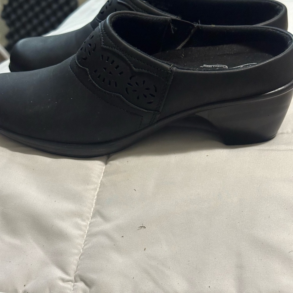 Easy Spirit Black Ankle Booties